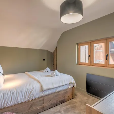 Duplex Veyra - Welkeys Apartmán
